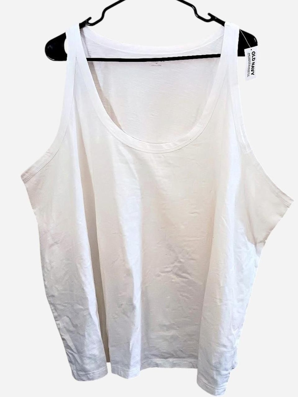 Old Navy White Scoop Neck Tank